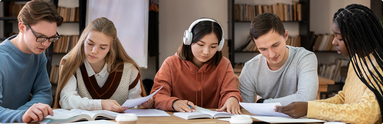 VÌ SAO PHỤ HUYNH & HỌC SINH CHỌN MÌNH ?